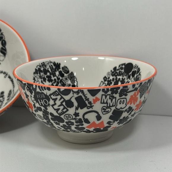 Disney Mickey Mouse Small Tidbit Ceramic Bowls set of 2 - Picture 4 of 8